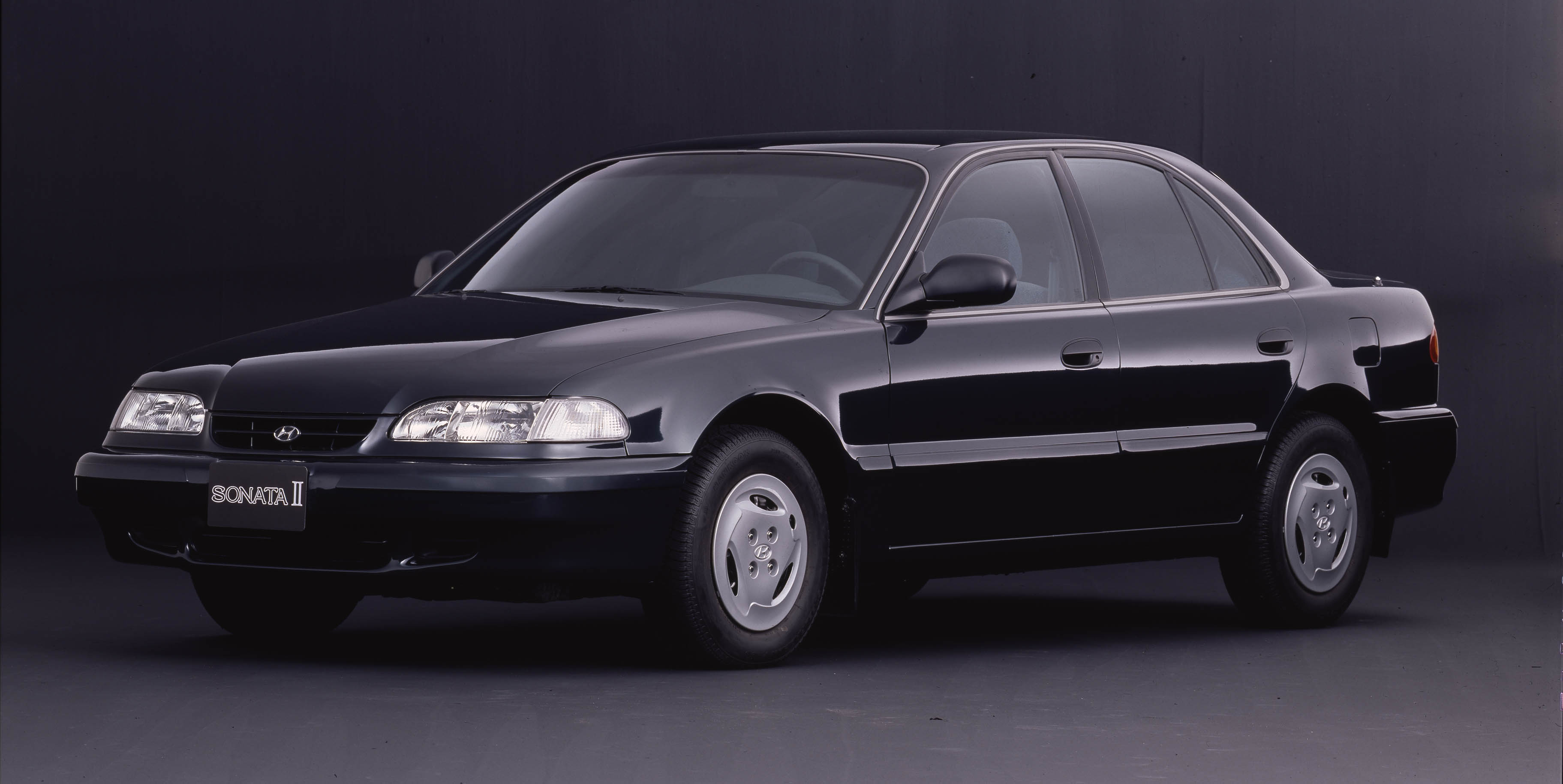 3rd Generation Sonata (1993).jpg